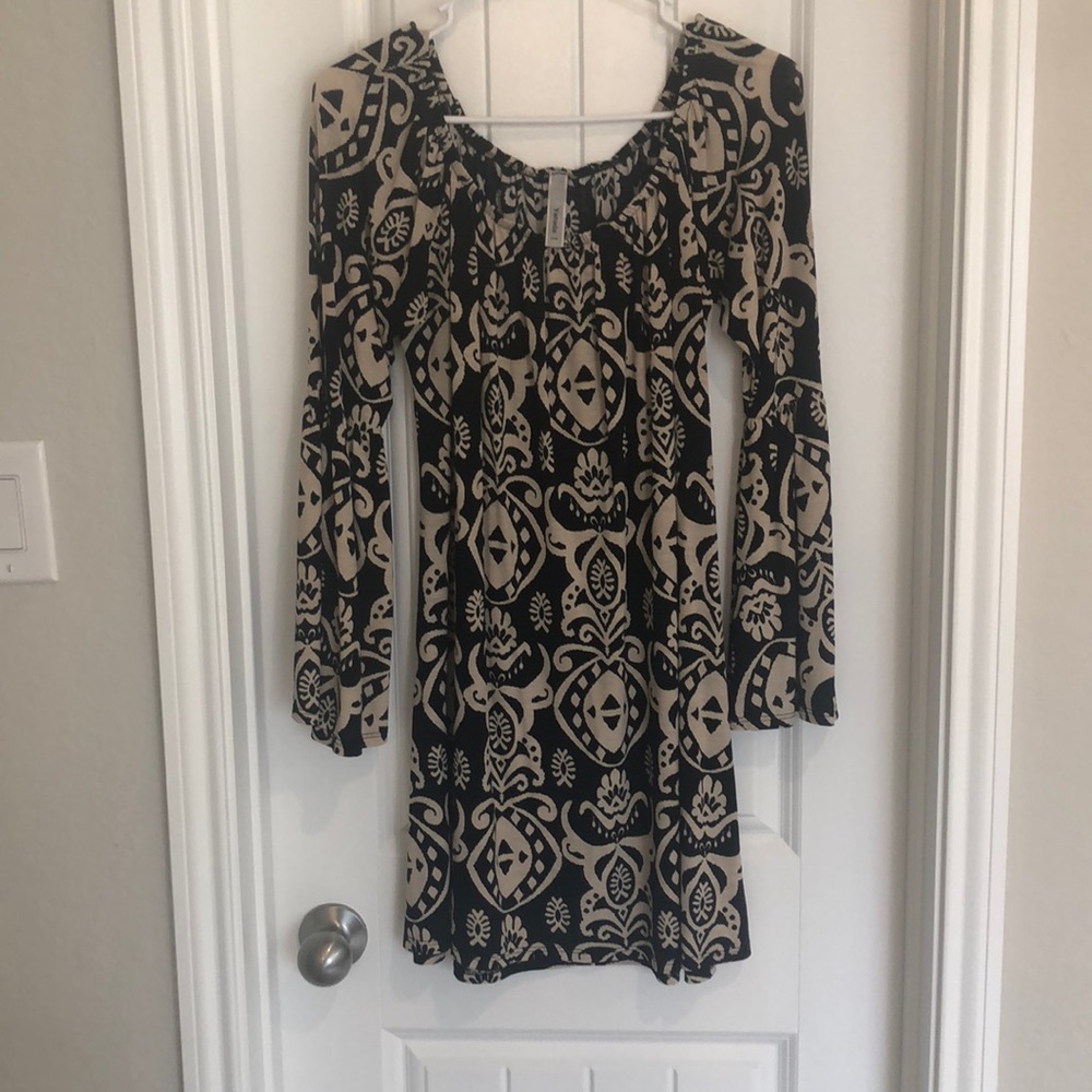 Black and Tan Yahada tunic.
